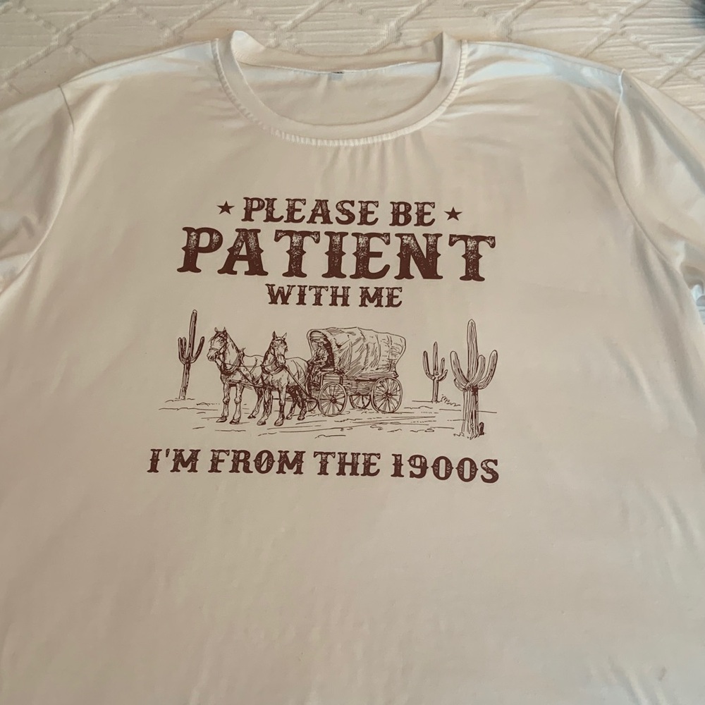 GRAPHIC T-SHIRT:  White Graphic Tee with Brown Print
